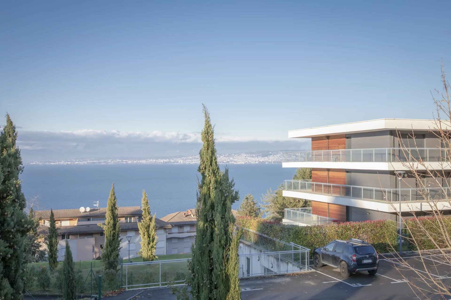 Appartement - Barnes Léman, agence immobilière de prestige, vue lac