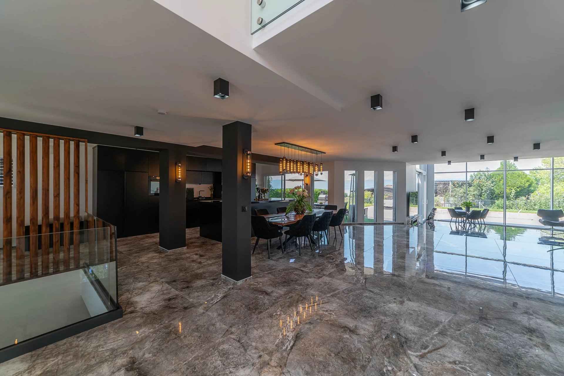 À vendre villa située à Thonon-les-Bains de 274 m² - 4 chambres